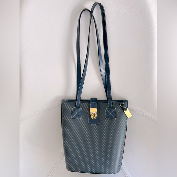 Dooney & Bourke vintage cabrio navy perforated leather bucket bag long handles - Picture 1 of 10